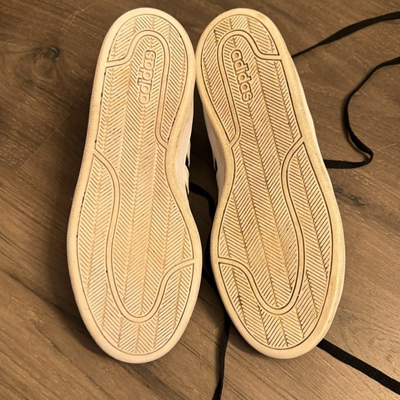 Black Leather adidas Cloadfoam Sneakers, size 9 - Picture 6 of 8